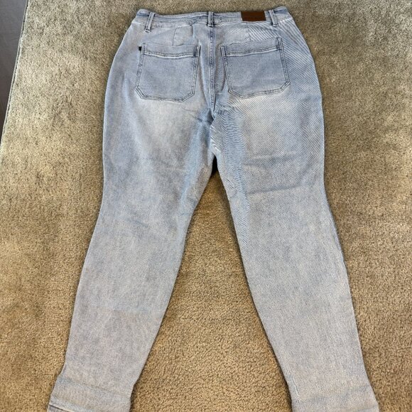 Judy Blue Women’s Jeans Size 16W High Waist Jogger Pull-On 88691 LT Blue F570 - Picture 7 of 14
